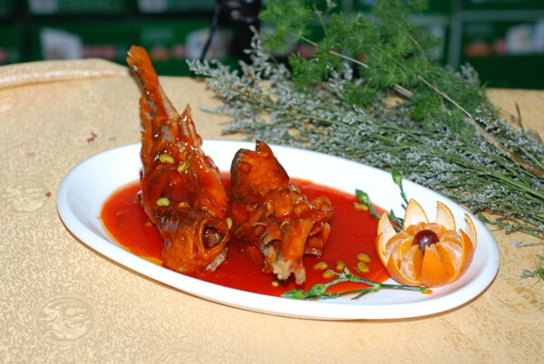 澆汁黃魚