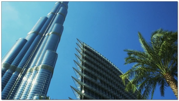 仰拍城市巍峨建筑视频素材