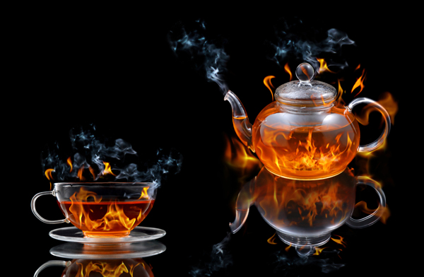 茶壶里的火和烟