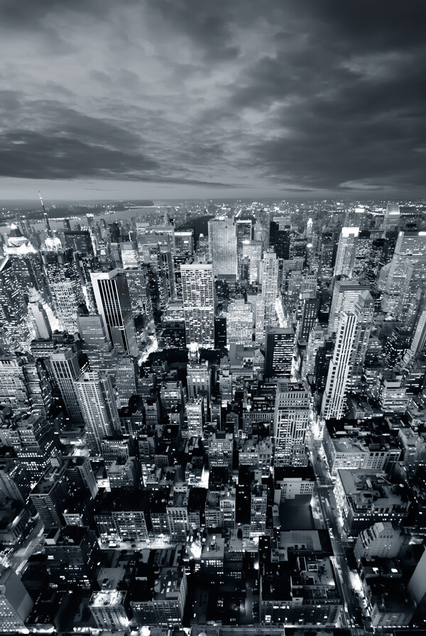 城市夜景黑白图片