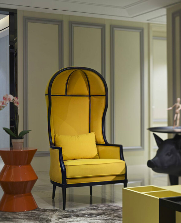 现代时尚客厅黄色椅子室内装修效果图