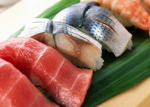 日本生鱼片美食食材背景海报素材图片