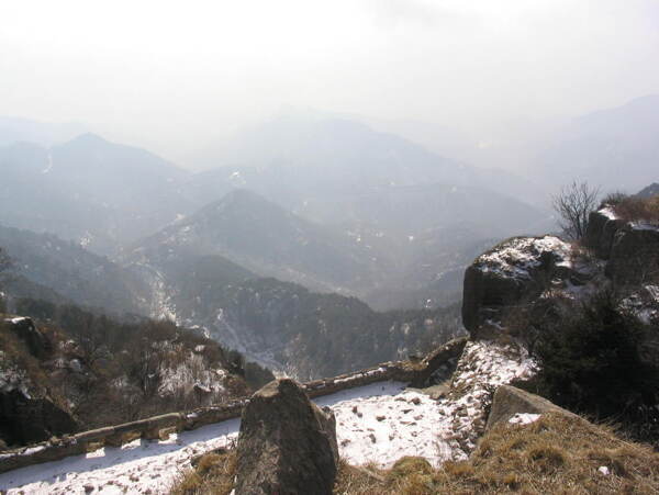冬季的泰山风景图片下载