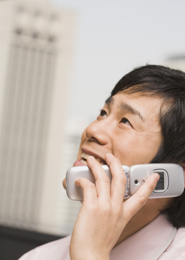 工作中的商務(wù)男人圖片