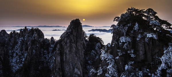冬日黄山日出图片