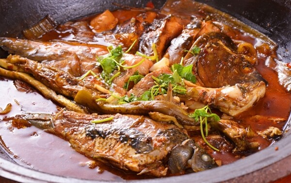 燉魚(yú)