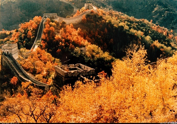 長城秋天圖片