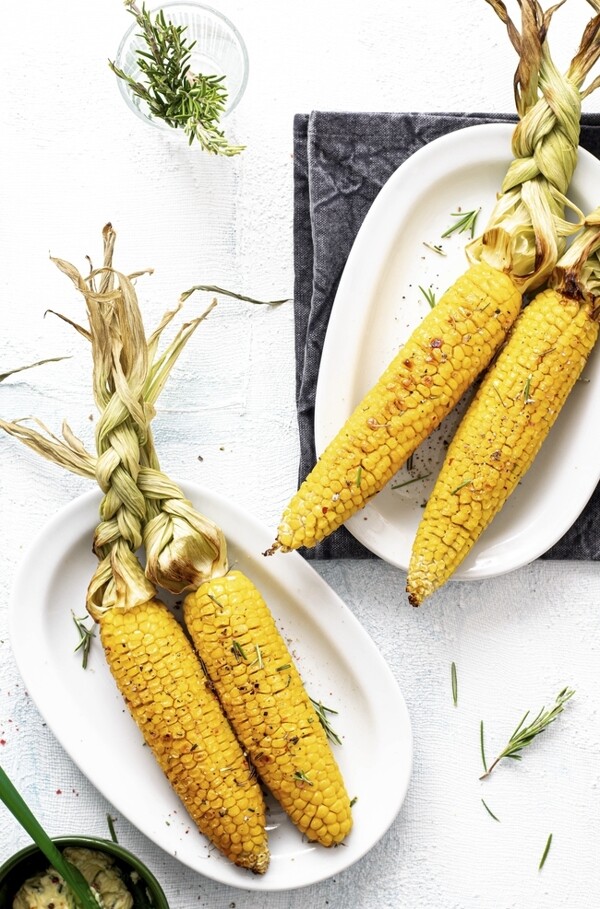 绿色健康食材美食摄影高清烤玉米
