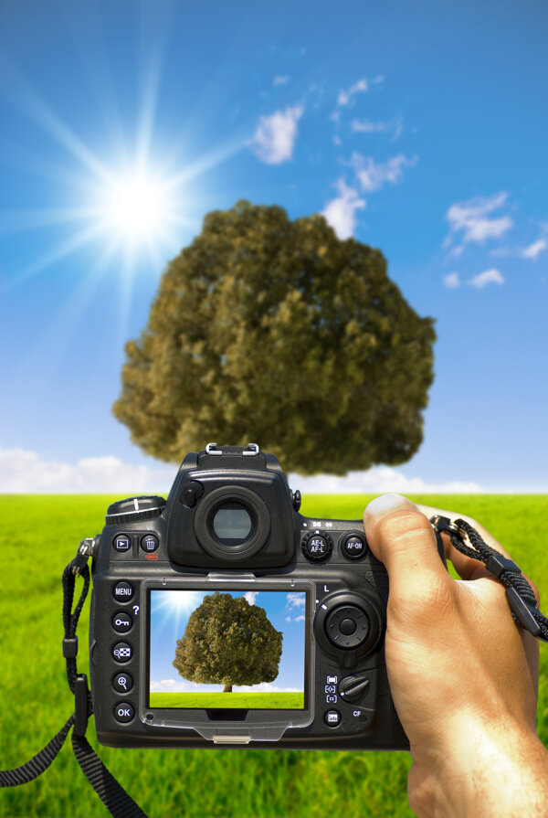 相机与草原风光高清图片