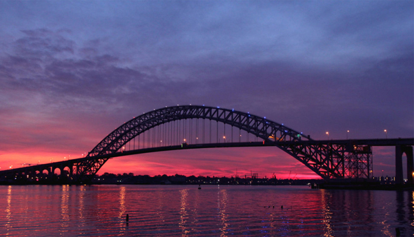 美国巴约讷桥日落暮光之城新泽西州