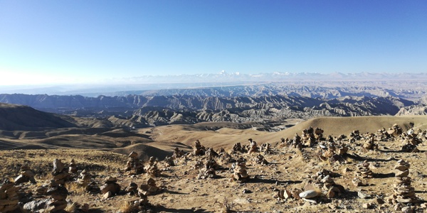 青藏高原尼玛堆土林风光图片