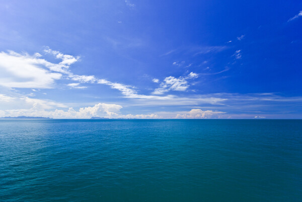 蓝色天空海洋