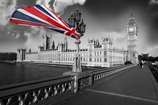 英国国旗与大本钟建筑图片