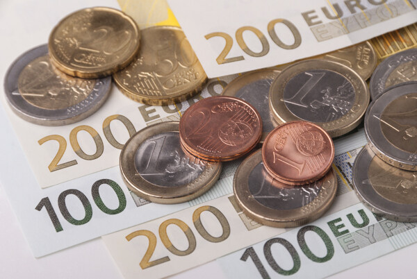 欧元硬币钞票图片