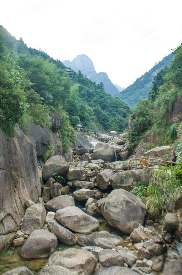 安徽黃山鳳凰源大峽谷