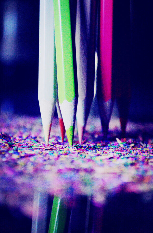 铅笔的色彩图片
