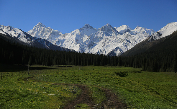 新疆夏塔古道風(fēng)景
