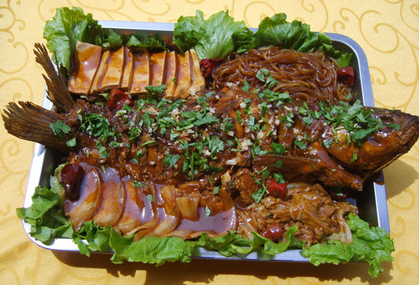 東北德莫利燉魚圖片