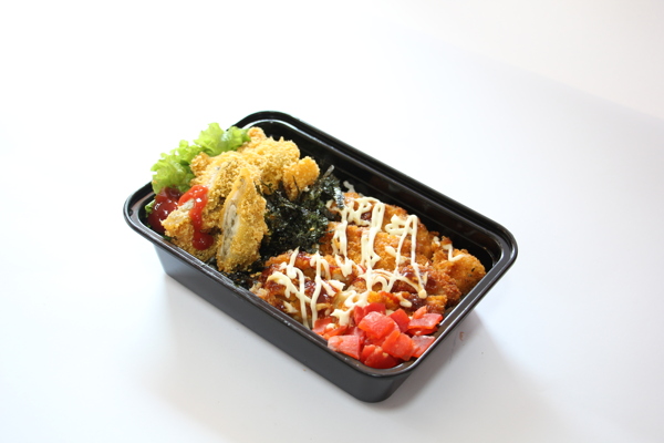 日式外賣盒飯