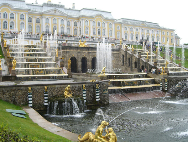 圣彼得堡宫殿设计图片