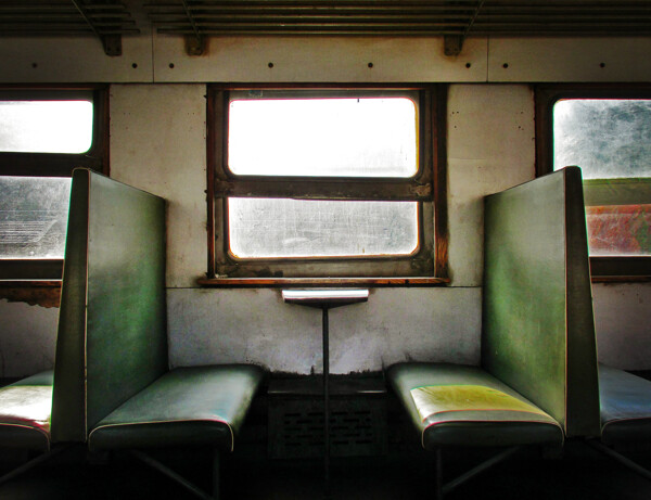 老式绿皮火车
