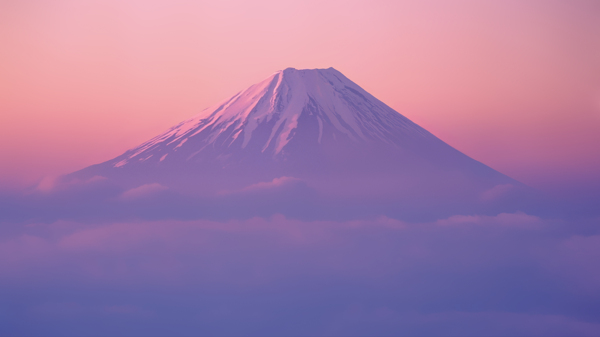 晚霞中的富士山