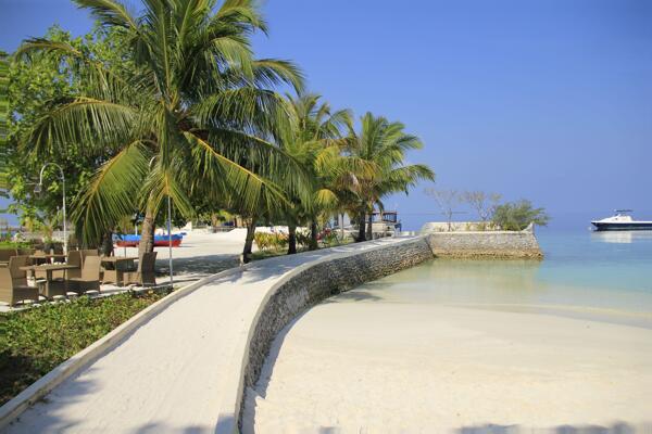 马尔代夫度假村海边图片