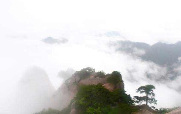 黄山风景黄山顶峰图片