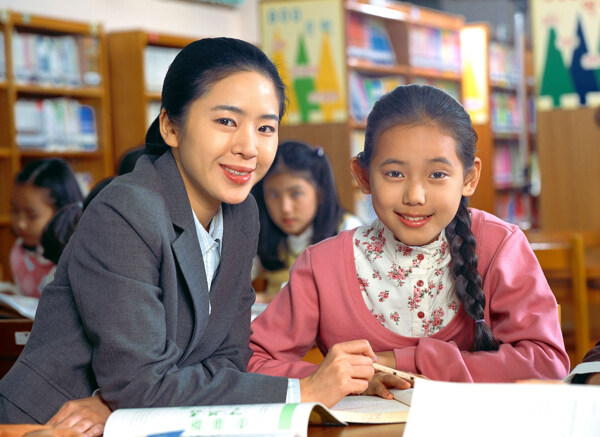 小学生图片