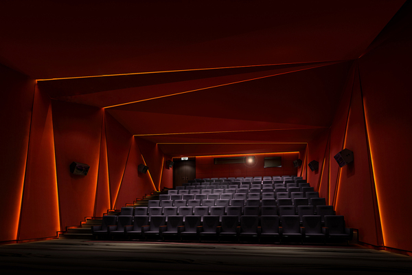现代大众影院观众席装修实景图