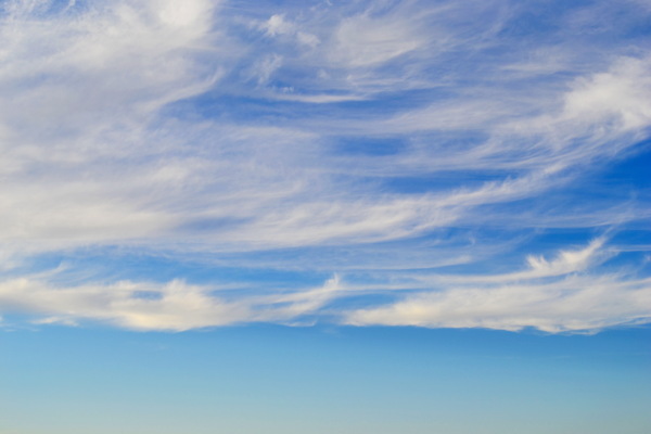 蓝天白云实景图片