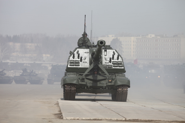 俄罗斯联盟152毫米双管自行火炮