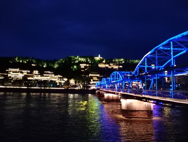 中山桥夜景图片
