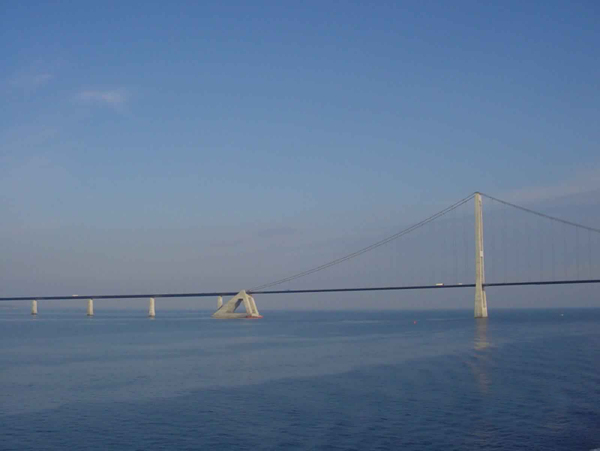 丹麦跨海大桥图片
