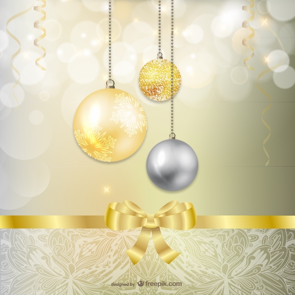 金色和银色的圣诞装饰品