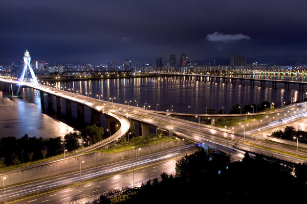 全球首席大百科城市夜景景色建筑灯光繁华都市