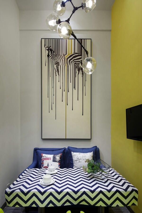 北欧时尚创意卧室背景墙设计图