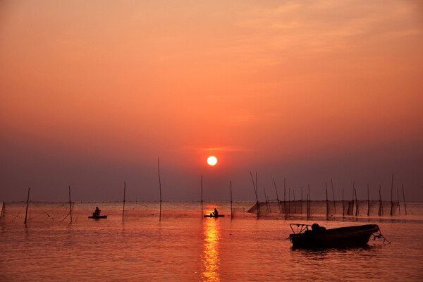 夕阳海边图片