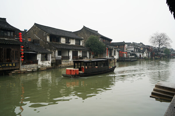 江南水乡西塘古镇的建筑和船