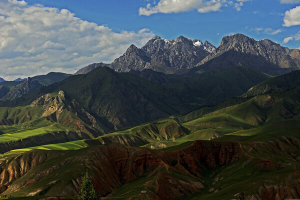 青海卓尔山风景