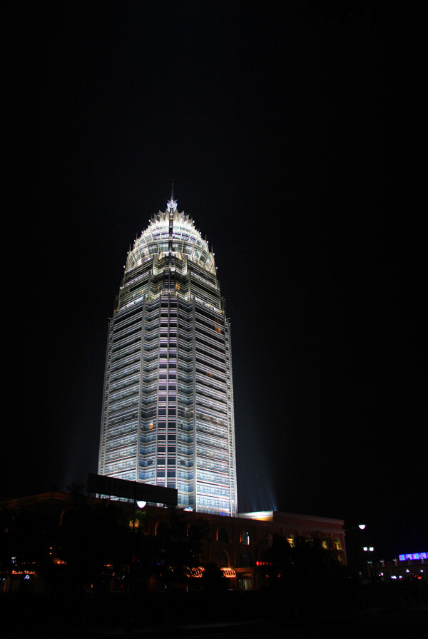 酒店夜景灯体亮化图片