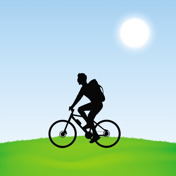 夏天的晚上的概念一个骑自行车的人的剪影