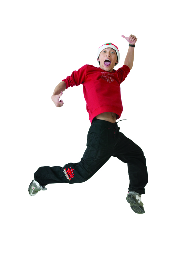 跳跃的活力青年男生图片
