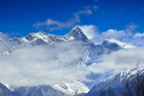 南迦巴瓦峰风景