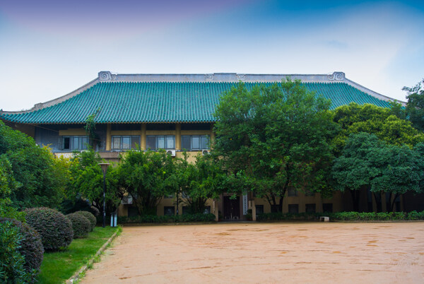 武汉大学图片