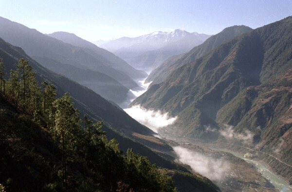 怒江峡谷图片