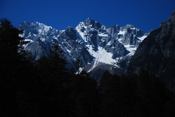 玉龙雪山图片