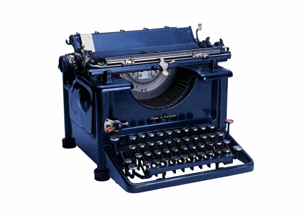 老式机械式打字机图片