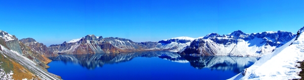 长白山天池雪景