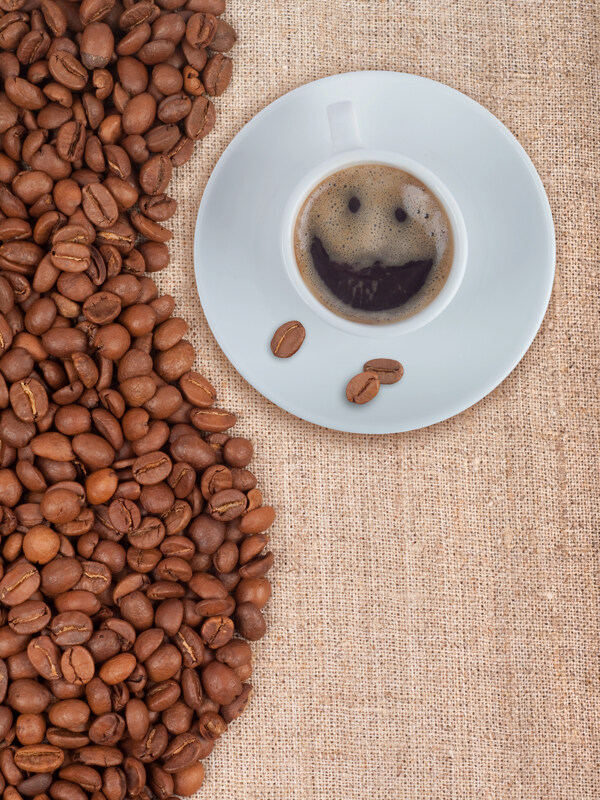 咖啡豆与饮料